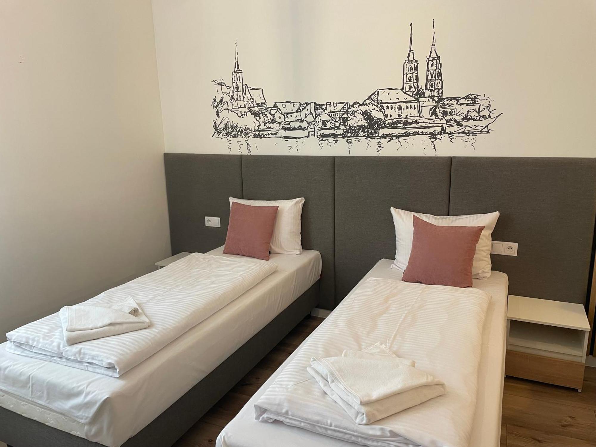Aviendo Old Town Apartments Вроцлав Экстерьер фото